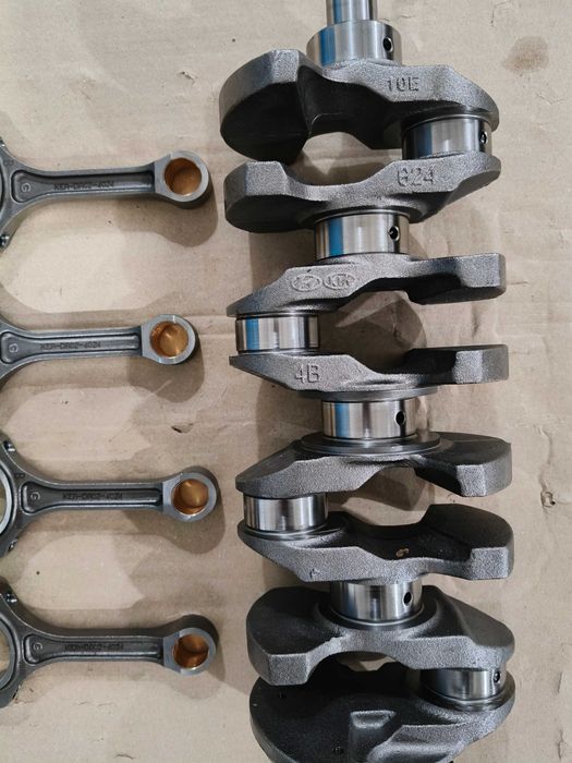 Коленвал двигателя 2.4 HYUNDAI, KIA. 231112G230