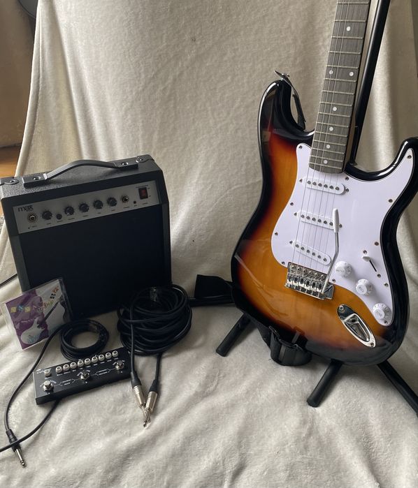 • Guitarra elétrica Max + Amplificador + Kit completo •