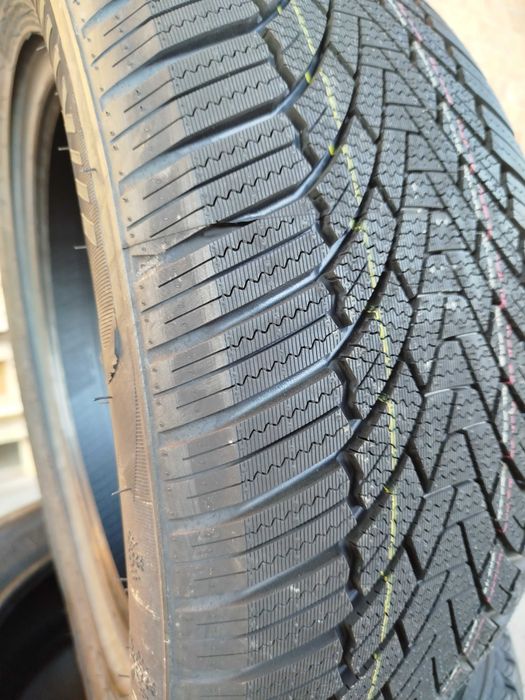 Шини 235/50R19	Sonix	WinterxPro 888	103V | нові зимові 4шт