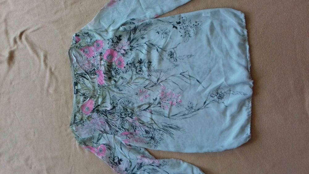 Лёгкая нежная блузка oodji EUR 36