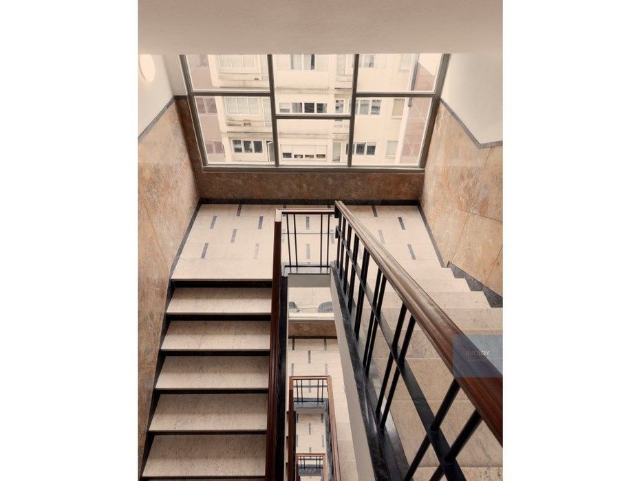 Apartamento T1 para venda no centro histórico do Porto