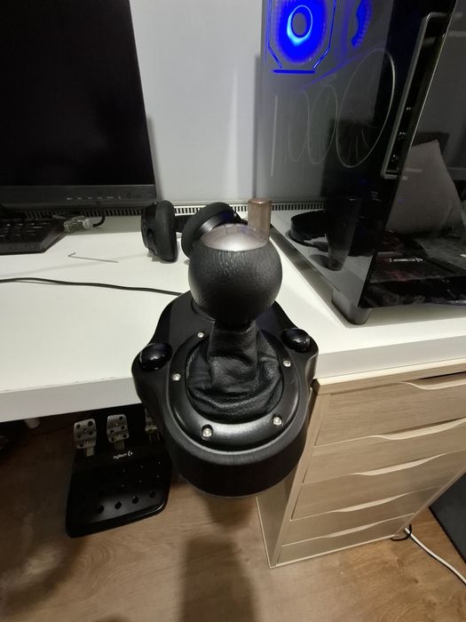 Sprzedam Logitech g29 + shifter