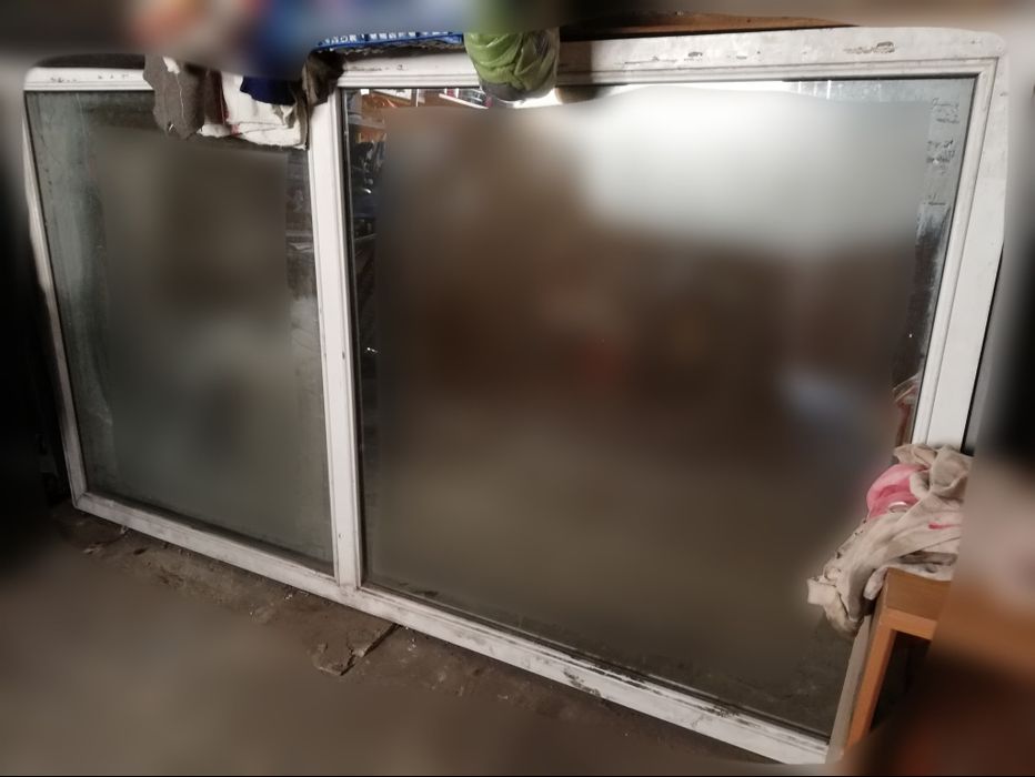 Okna 2x 117cmx216cm białe garażu budynku z lustrem weneckim kulo
216mm