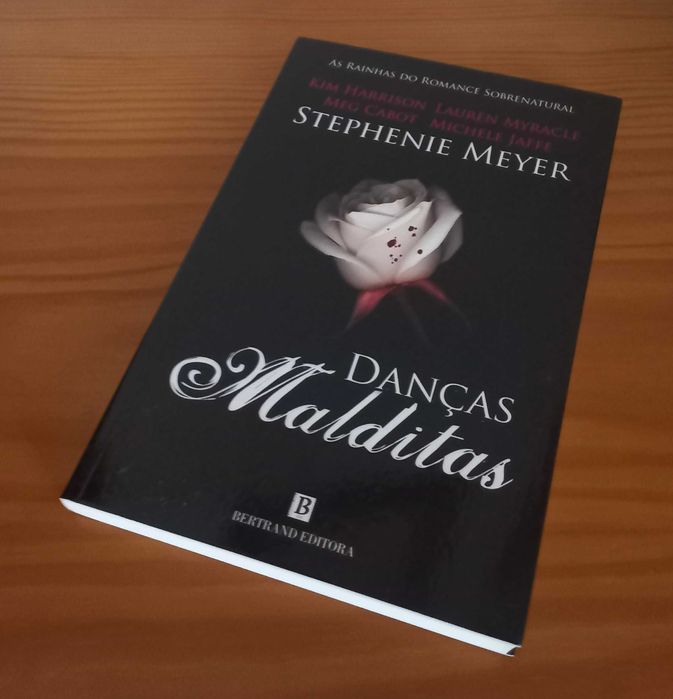 Danças Malditas, Stephenie Meyer e Outras