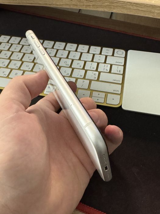 iPhone Xr 128Gb White Neverlock