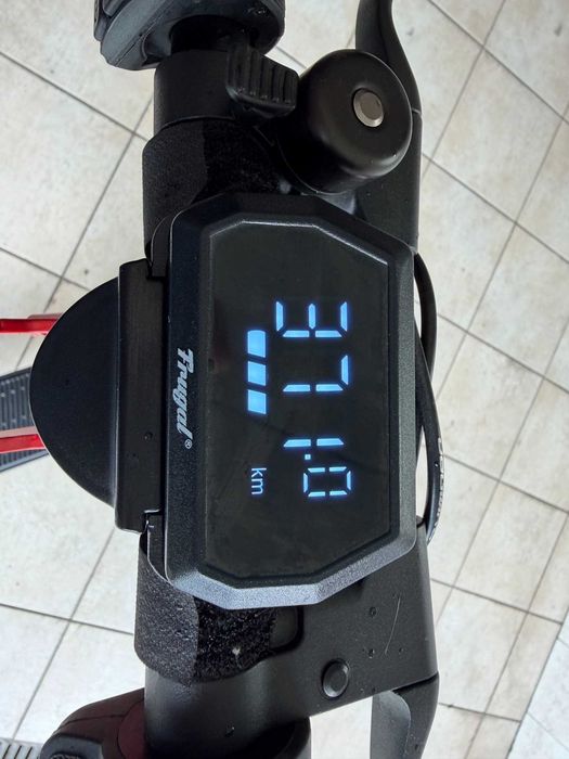 Hulajnoga elektryczna Frugal Cyber