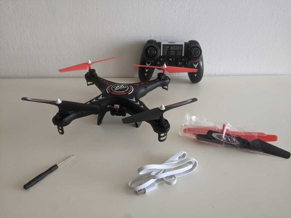 Dron Jamara Atlitude JQC kamera kompasem powrót żyroskop trzyma wysoko