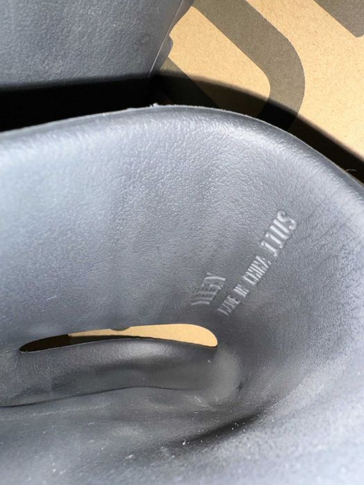 Klapki Adidas Yeezy Slilde Onyx 46 Czarne