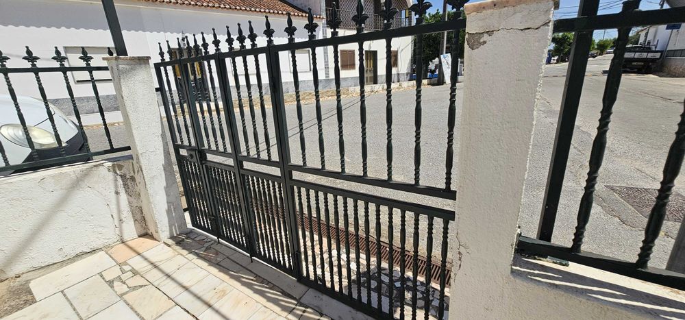 Grades Exterior em Ferro