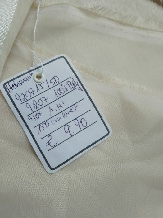 Firana  niemiecka ecru materiał 35 m bierzące w beli