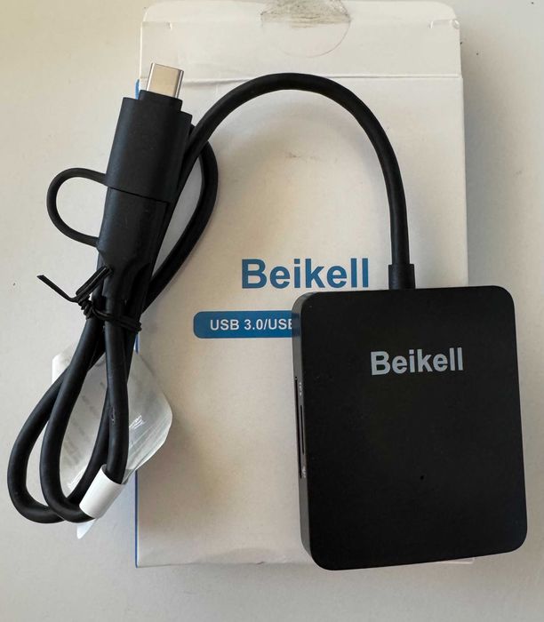 Czytnik kart BEIKELL 4 w 1 - nowy