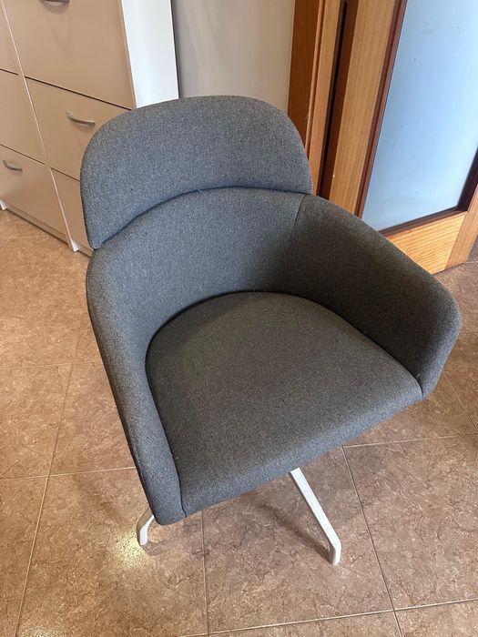 2 Cadeirões de sala IKEA
