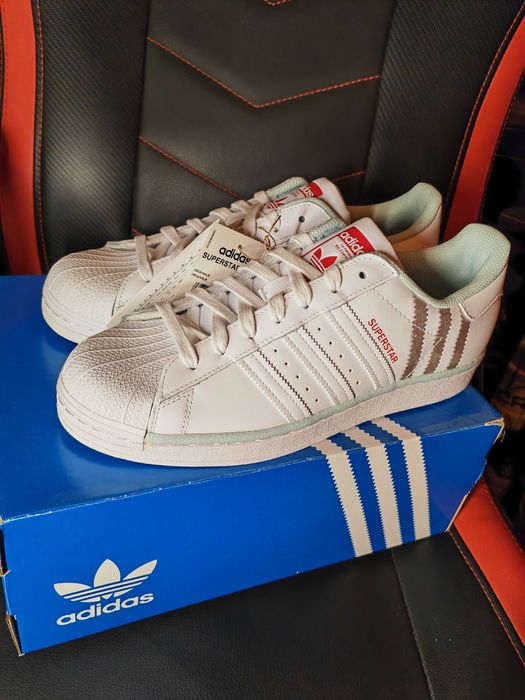 ADIDAS Superstar Brancos. NUNCA USADOS!!