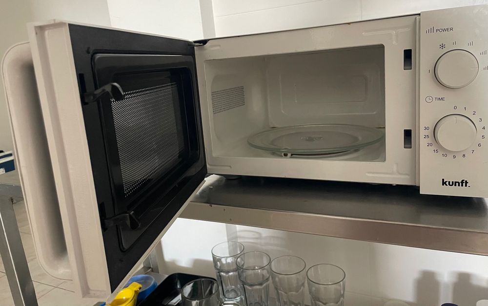 Microondas KUNF