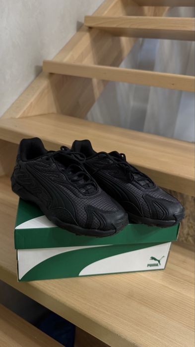 PUMA Inhale Essentials Black.