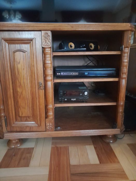 Komoda z witryną pod TV-super stan.