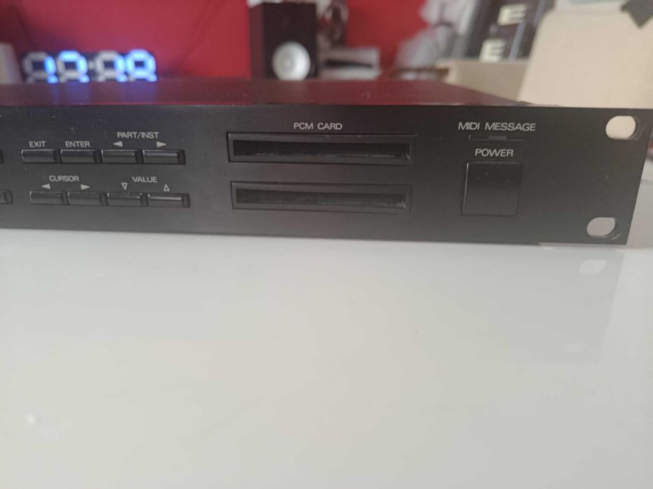 Roland U-220 – Profesjonalny moduł brzmieniowy