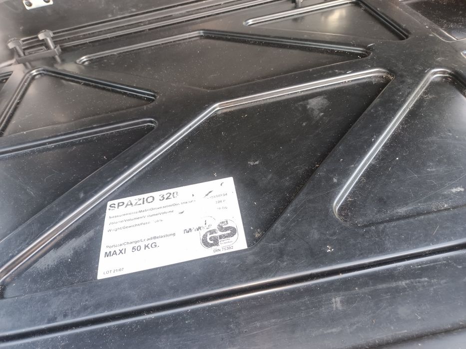 Box na dach samochodu