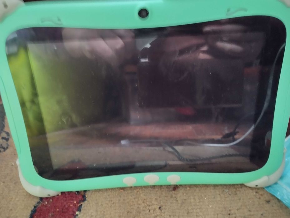 Kids tablet vending64739964739971121