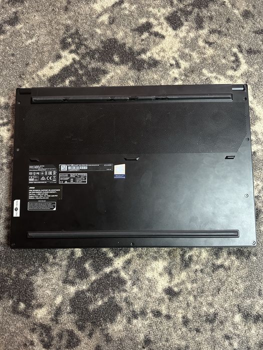 MSI GS66 Stealth RTX 2060 / i7-10750h /240hz / 512ssd /16 ОЗУ