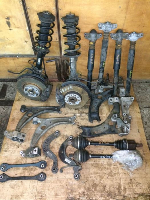 Балка Цапфа Рычаг Подвеска Skoda Octavia A5 Шкода Октавия А5