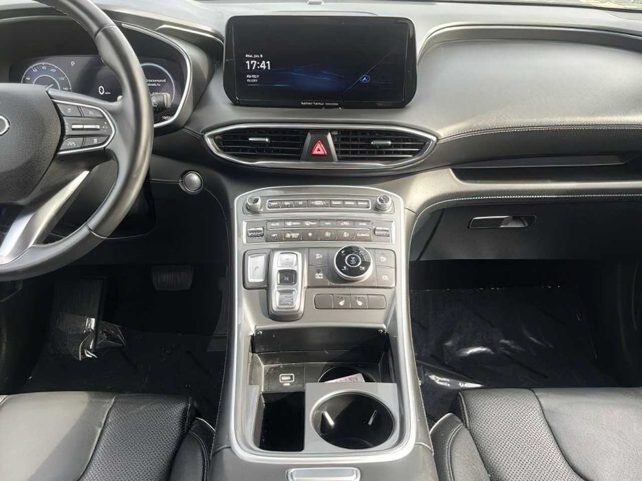 Hyundai Santa Fe  SEL Premium      2022