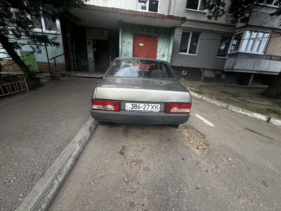 Продам ваз 21099