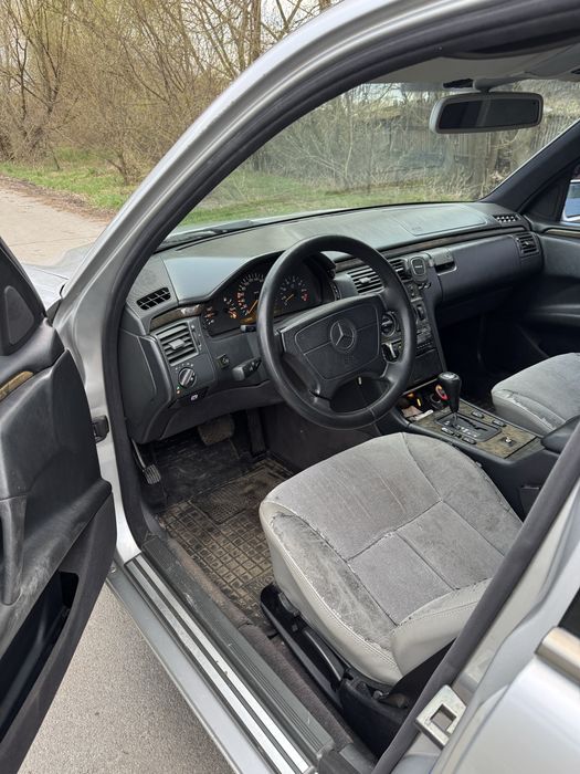 Мерседес бенз  w210