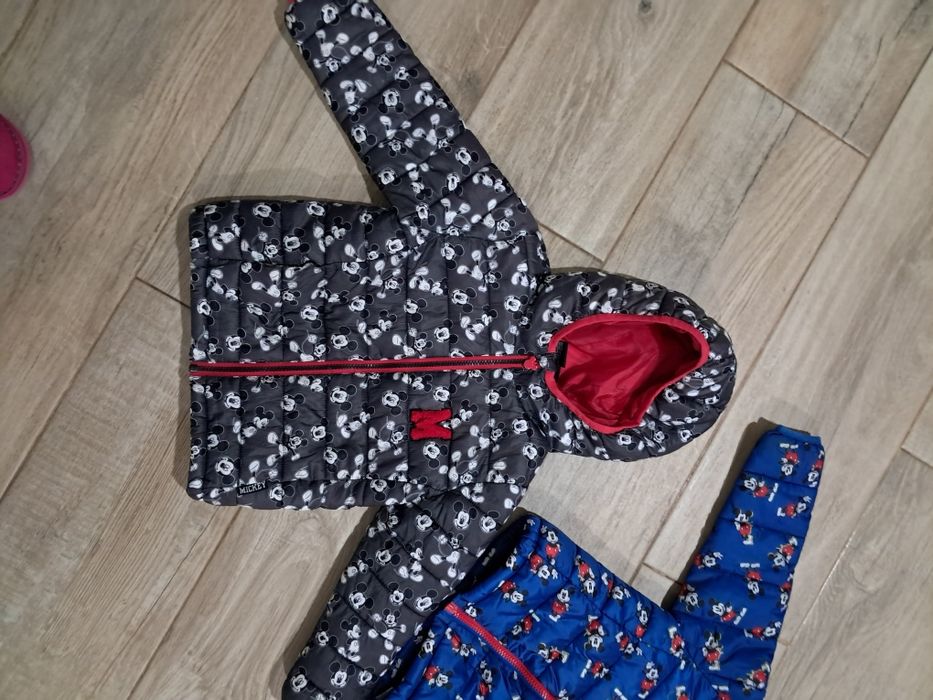 2 casacos disney 2/3 anos