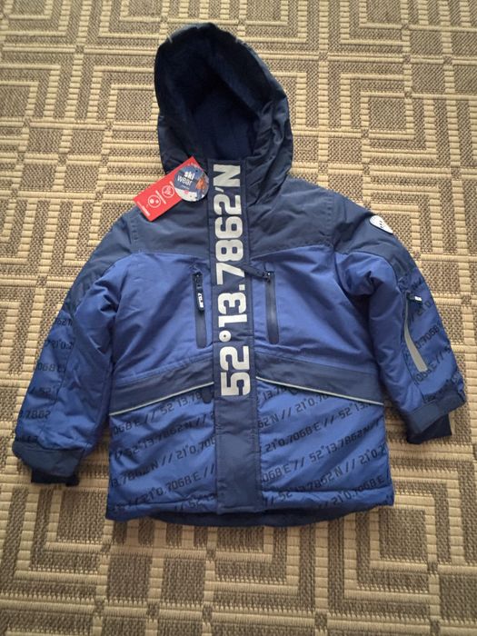 Куртки та комбінезони для малечі