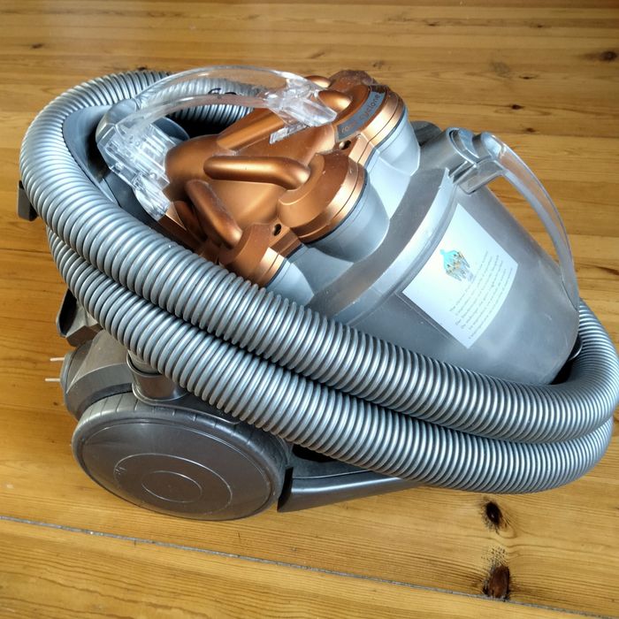 Пилосос DYSON 1400W