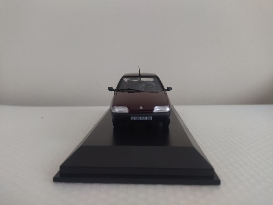 Miniatura Citroen ZX 1/43 Nova