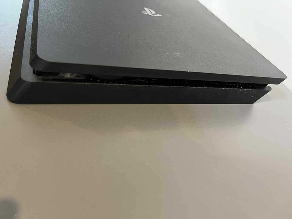 Playstation 4 Slim