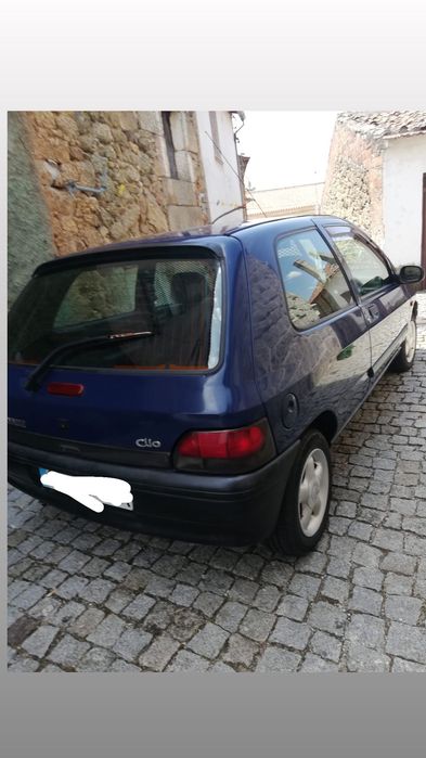 Carro renault clio