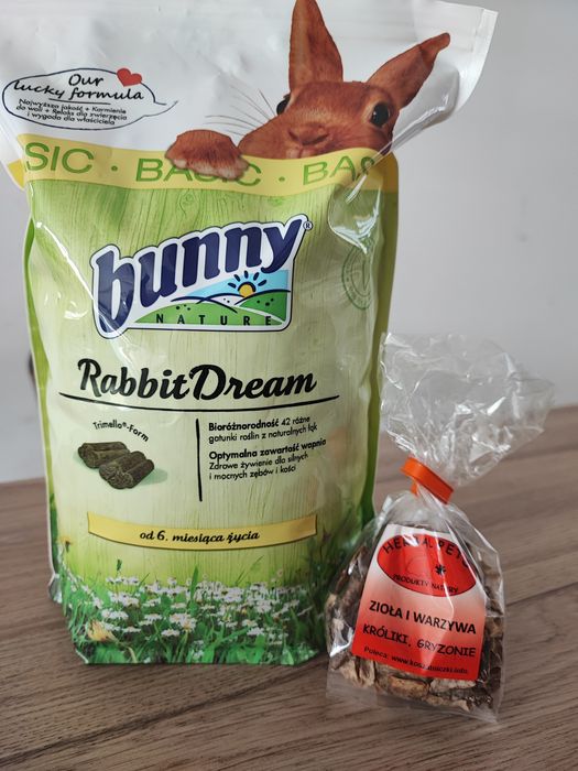 Karma dla gryzonia, krolika w sumie 2,2 kg + gratis