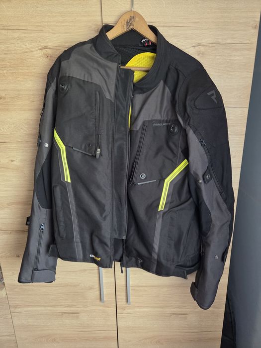Sprzedam kurtkę motocyklową i rękawice.