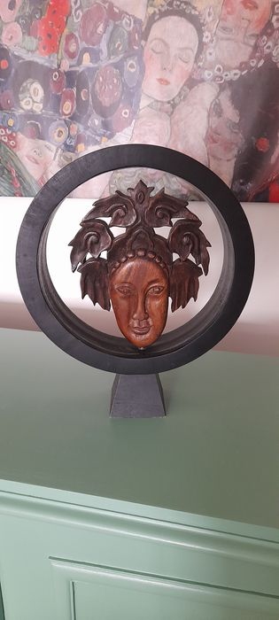 Busto tribal decoração