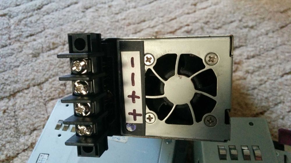 Блоки живлення 13.8в мах 50А 600W "Hewlett-Packard".