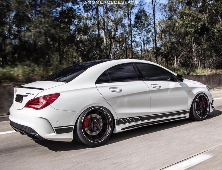 LIP SPOILER AILERON MERCEDES-BENZ CLA C117 W117 A45 AMG NOVO EM CAIXA