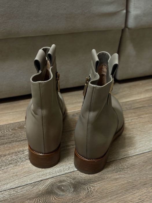 Черевики чоботи santoni бежеві 39 розмір