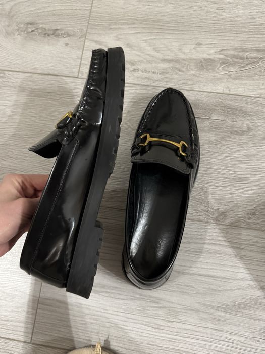 Лофери Massimo Dutti