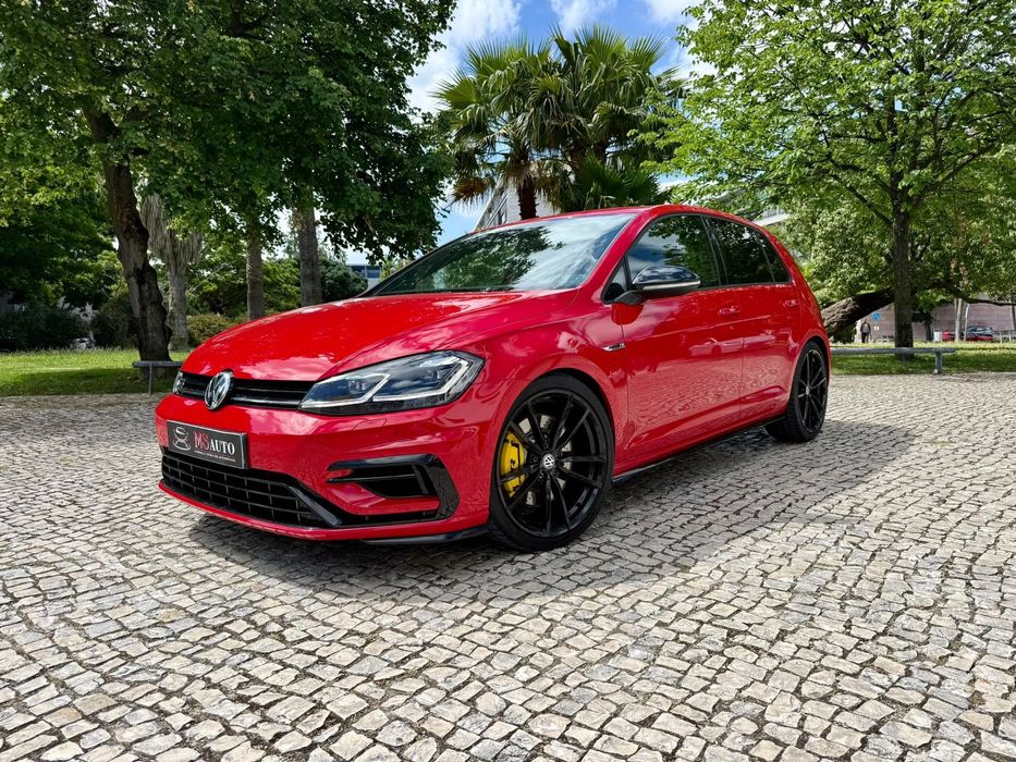 VW Golf R 4Motion (BlueMotion ) DSG
