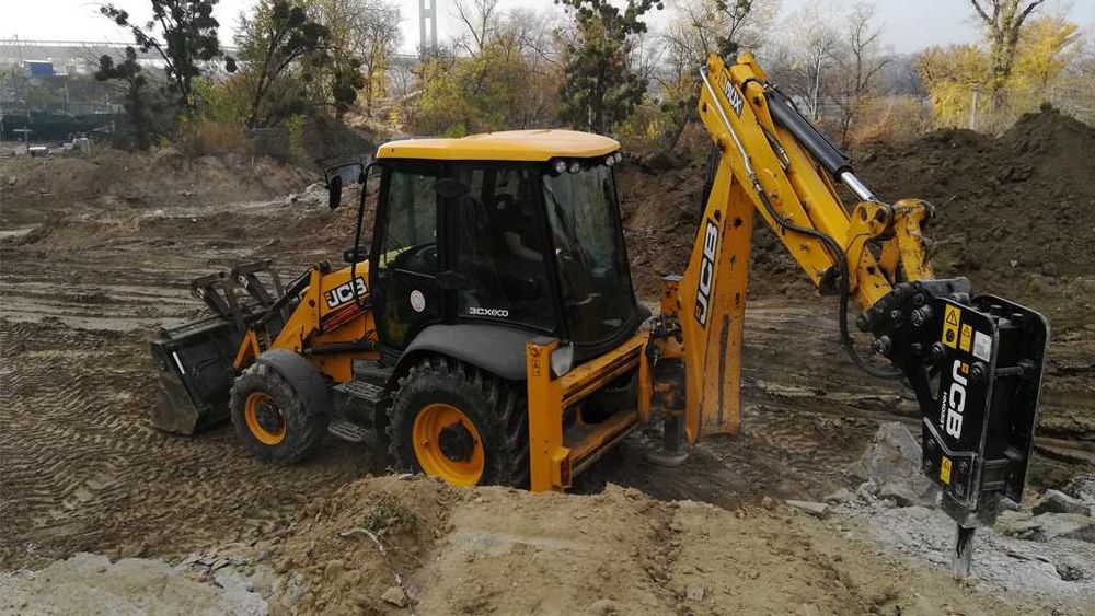 Гідромолот демонтажні роботи Відбійник JCB 3CX