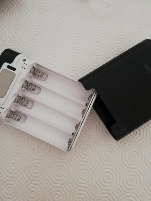 Powerbank a pilhas