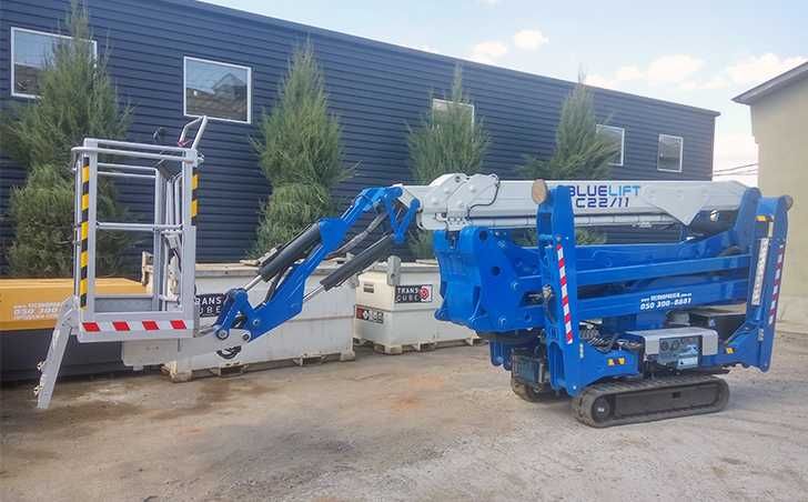 самохідний гусеничний підйомник Bluelift C21/11 б/у