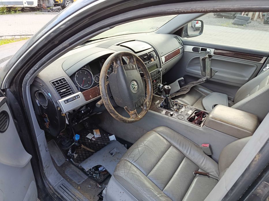 Volkswagen Touareg 2.5d 2004r NA CZĘŚCI