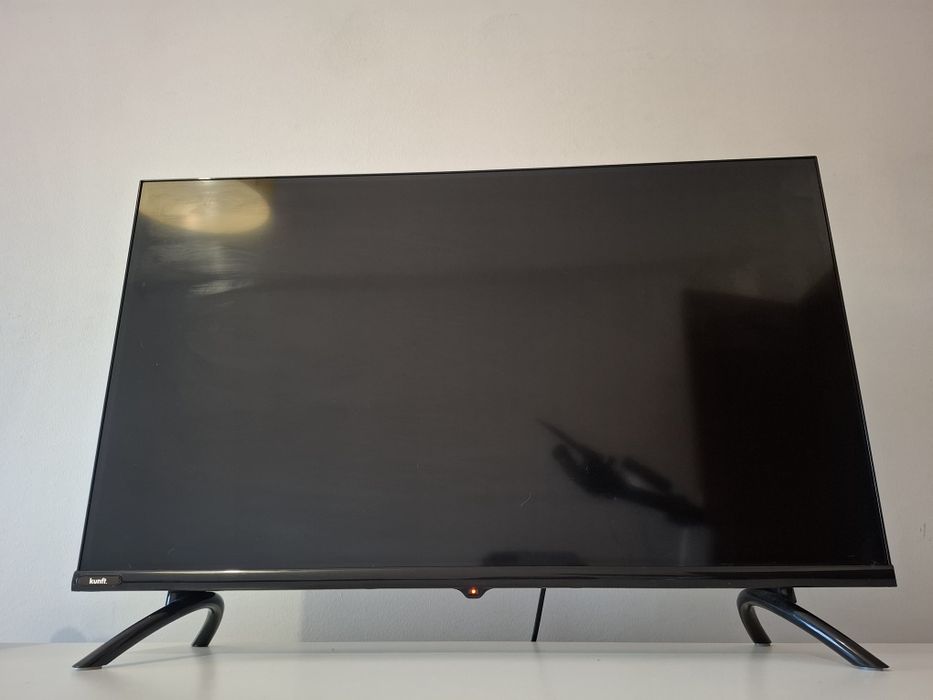 TV Kunft 32” – bom estado