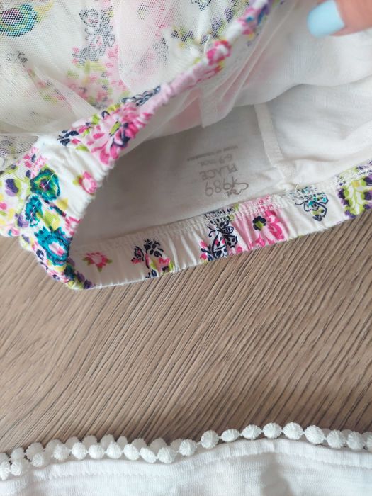 Śliczny komplet  na lato 3-6 miesiace