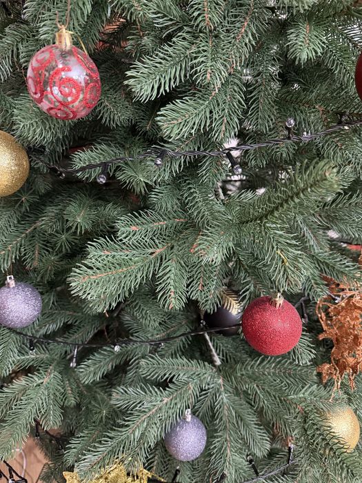 Ялинка лита/ штучна ялинка