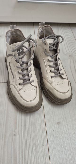 ботинки з натуральної шкіри ідеальний стан